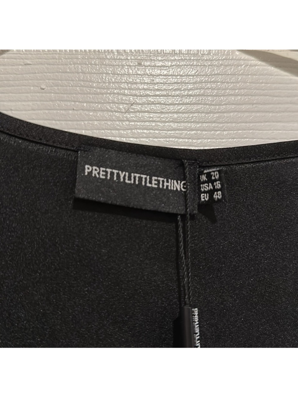 NWT PrettyLittleThing Black Satin Wrap Dress Long Sleeve Mini size 16 - Picture 5 of 6